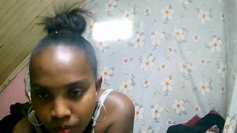 juliette9794 online show from 09/10/25, 12:16