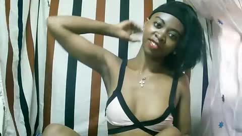 juliette9794 online show from 11/10/25, 08:35