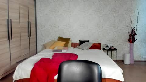 Snapshot of julissweet chatting on 01/20/25, 01:42 Asmodeus online show from 01/20/25, 01:42