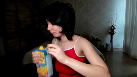 Snapshot of julissweet chatting on 01/23/25, 07:32 Asmodeus online show from 01/23/25, 07:32