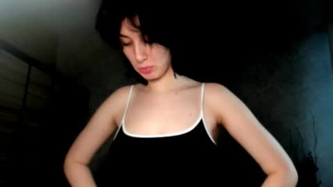 Snapshot of julissweet chatting on 01/27/25, 01:52 Asmodeus online show from 01/27/25, 01:52