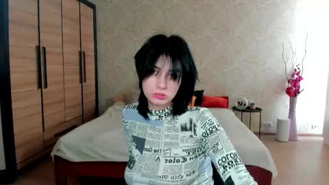 Snapshot of julissweet chatting on 02/08/25, 07:37 Asmodeus online show from 02/08/25, 07:37