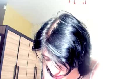 Snapshot of julissweet chatting on 03/01/25, 01:40 Asmodeus online show from 03/01/25, 01:40