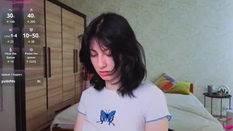 Snapshot of julissweet chatting on 11/15/25, 08:00 Asmodeus online show from 11/15/25, 08:00