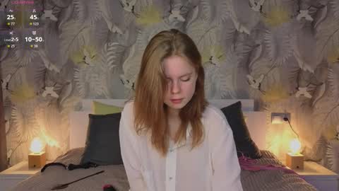 Julie online show from 10/13/25, 04:07