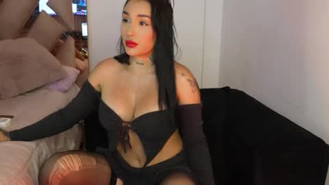 Snapshot of july__villa chatting on 11/13/25, 09:36 JULY HELP ME GET TO THE 100 LIKES online show from 11/13/25, 09:36