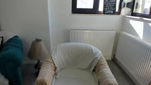 Julya online show from 11/03/25, 08:37