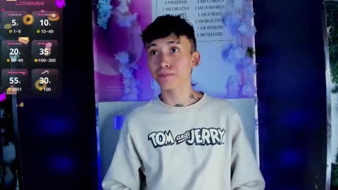 Snapshot of juniior0_0 chatting on 02/10/25, 07:49 Junior online show from 02/10/25, 07:49