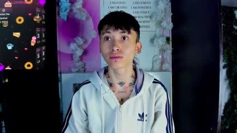 Snapshot of juniior0_0 chatting on 02/12/25, 09:11 Junior online show from 02/12/25, 09:11