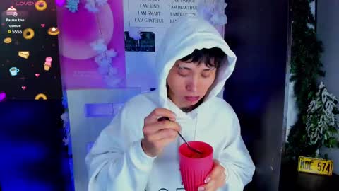 Snapshot of juniior0_0 chatting on 02/16/25, 01:36 Junior online show from 02/16/25, 01:36