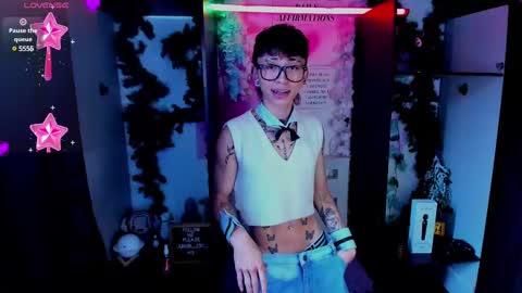 Snapshot of juniior0_0 chatting on 02/19/25, 04:33 Junior online show from 02/19/25, 04:33