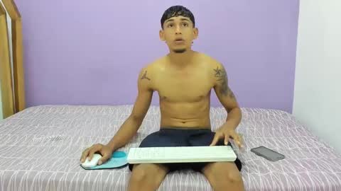 junior_bigcock3 online show from 01/21/25, 06:34