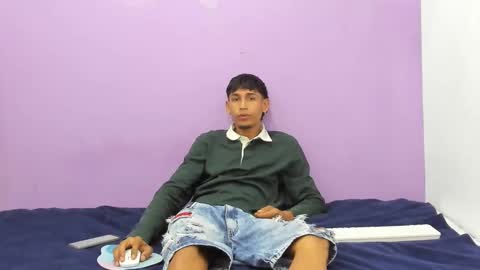 junior_bigcock3 online show from 01/31/25, 04:17