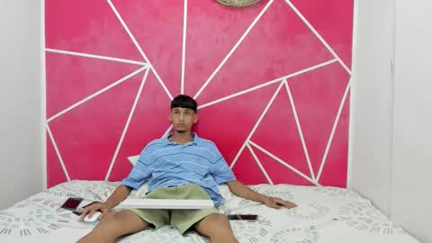 junior_bigcock3 online show from 11/21/25, 06:28