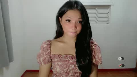 Snapshot of juny_lany chatting on 12/28/24, 06:17 Karla online show from 12/28/24, 06:17
