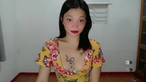 Snapshot of juny_lany chatting on 02/17/25, 06:42 Karla online show from 02/17/25, 06:42