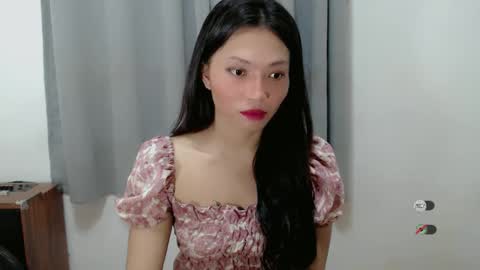Snapshot of juny_lany chatting on 02/26/25, 05:53 Karla online show from 02/26/25, 05:53