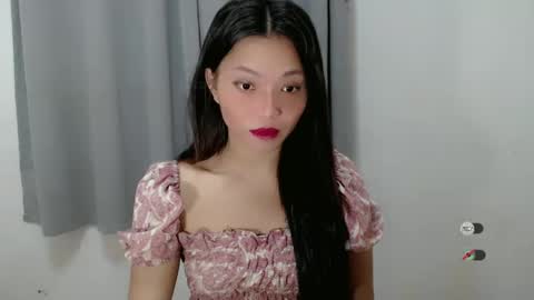 Snapshot of juny_lany chatting on 02/27/25, 06:29 Karla online show from 02/27/25, 06:29