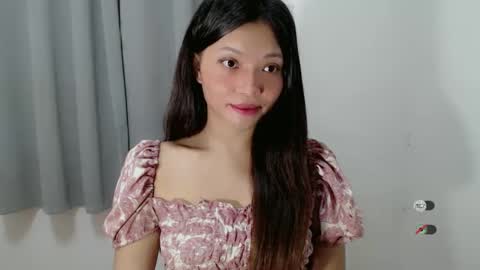 Snapshot of juny_lany chatting on 03/10/25, 06:16 Karla online show from 03/10/25, 06:16