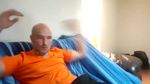 Yuri online show from 10/13/25, 05:57