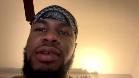 Snapshot of jusgetright chatting on 10/29/25, 05:42 jusgetright online show from 10/29/25, 05:42