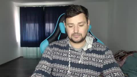 Snapshot of just_a_nice_guy_27 chatting on 12/10/24, 11:22 Alex online show from 12/10/24, 11:22