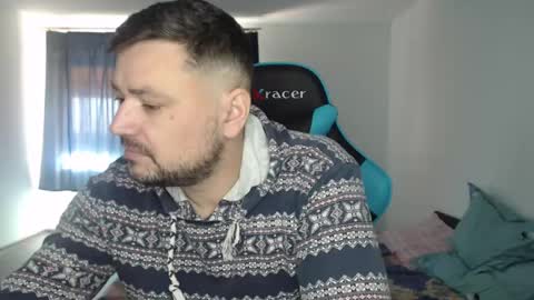 Snapshot of just_a_nice_guy_27 chatting on 12/16/24, 11:12 Alex online show from 12/16/24, 11:12