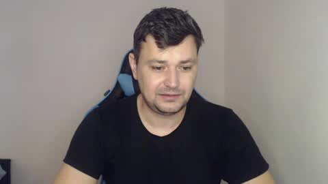 Snapshot of just_a_nice_guy_27 chatting on 02/03/25, 11:20 Alex online show from 02/03/25, 11:20