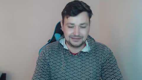 Snapshot of just_a_nice_guy_27 chatting on 02/05/25, 11:12 Alex online show from 02/05/25, 11:12