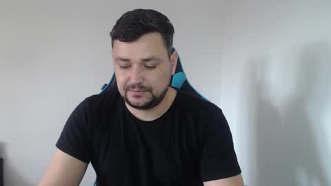 Snapshot of just_a_nice_guy_27 chatting on 03/03/25, 11:22 Alex online show from 03/03/25, 11:22