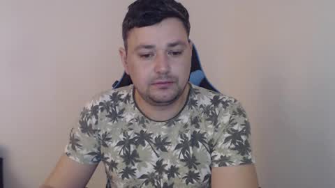 Snapshot of just_a_nice_guy_27 chatting on 03/07/25, 11:18 Alex online show from 03/07/25, 11:18