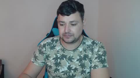 Snapshot of just_a_nice_guy_27 chatting on 03/08/25, 11:16 Alex online show from 03/08/25, 11:16