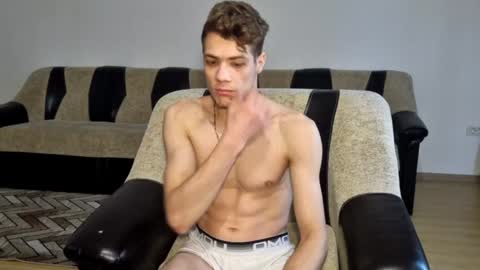 Snapshot of just_alexx12 chatting on 01/06/25, 12:35 just_alexx12 online show from 01/06/25, 12:35