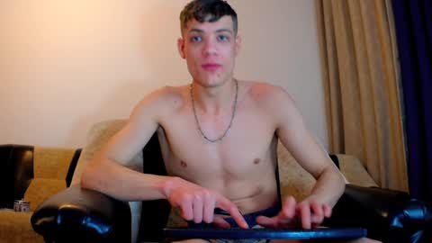 Snapshot of just_alexx12 chatting on 01/31/25, 01:11 just_alexx12 online show from 01/31/25, 01:11