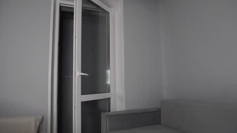 Snapshot of just_emmy chatting on 01/08/25, 04:12 just call me Emmy online show from 01/08/25, 04:12