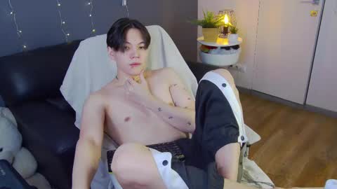 Snapshot of just_gay_ chatting on 02/09/25, 01:14 just_gay_ online show from 02/09/25, 01:14