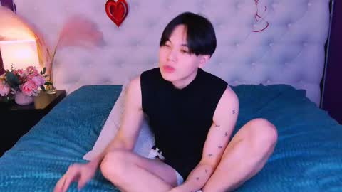 Snapshot of just_gay_ chatting on 03/03/25, 11:33 just_gay_ online show from 03/03/25, 11:33