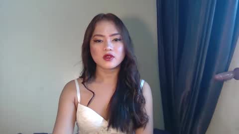 Snapshot of just_julia21 chatting on 01/30/25, 01:44 just_julia21 online show from 01/30/25, 01:44