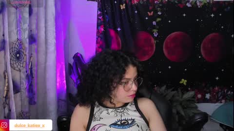 Sofia online show from 01/11/25, 02:41