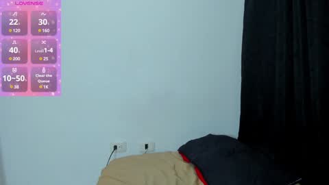 Snapshot of just_soffy chatting on 12/10/24, 11:51 Soffy online show from 12/10/24, 11:51