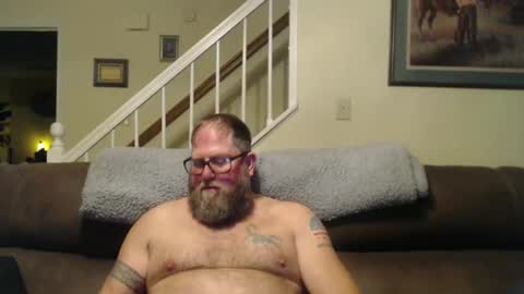 Snapshot of justaguyandnaked chatting on 12/15/24, 11:53 justaguyandnaked online show from 12/15/24, 11:53