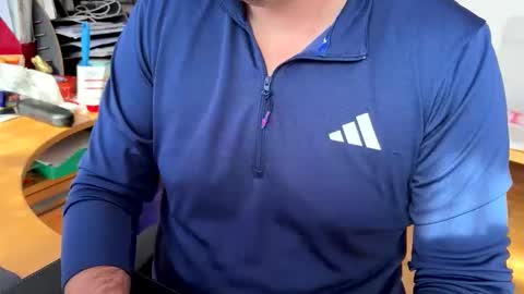 Snapshot of justanotherdude1178 chatting on 10/19/25, 11:22 justanotherdude1178 online show from 10/19/25, 11:22