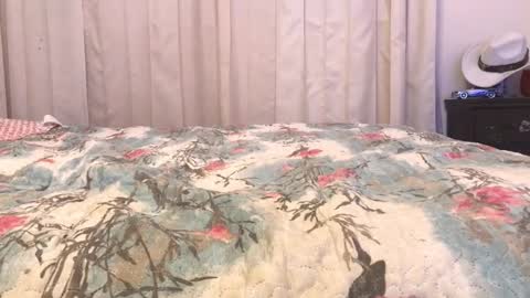 Snapshot of justasexyguyforu chatting on 12/03/24, 11:35 justasexyguyforu online show from 12/03/24, 11:35