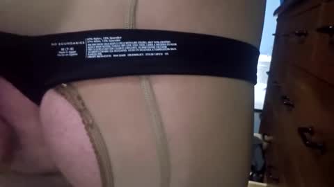 Tohiptwoquit online show from 10/19/25, 05:30