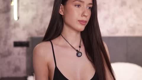 Katarina online show from 11/17/25, 07:41