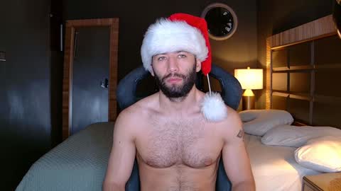 Snapshot of justin_hton chatting on 12/12/24, 11:07 Justin online show from 12/12/24, 11:07