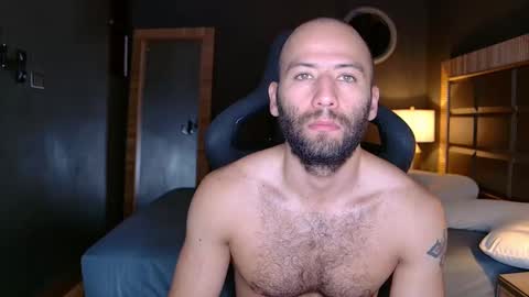 Snapshot of justin_hton chatting on 02/27/25, 10:37 Justin online show from 02/27/25, 10:37