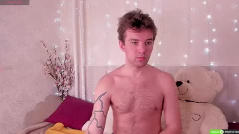 Snapshot of justin_reed chatting on 11/04/25, 08:35 Arthur online show from 11/04/25, 08:35