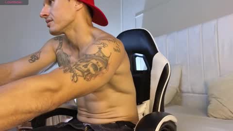 Justin  online show from 10/22/25, 03:18