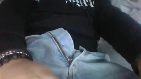 Snapshot of justindutch1 chatting on 10/02/25, 03:30 20ydom online show from 10/02/25, 03:30